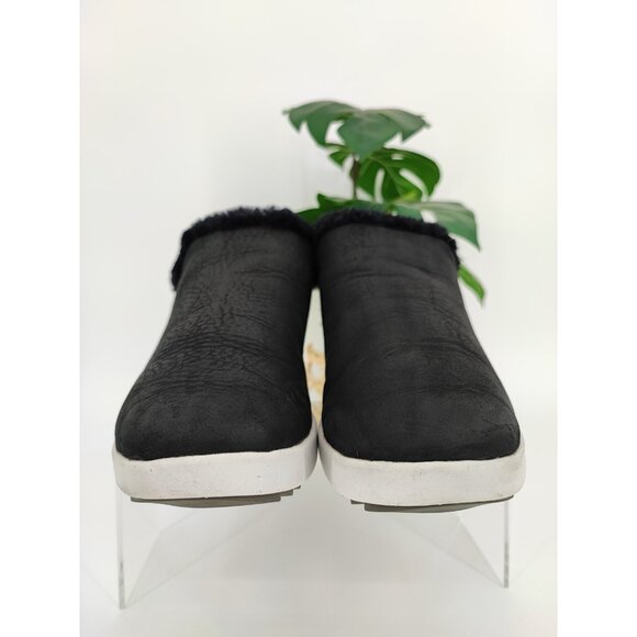 OluKai Women’s Malua Hulu Comfort Black Leather Booties Size 8.5 US - Picture 2 of 9